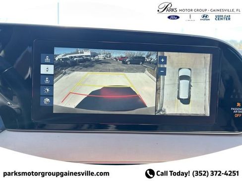 Used 2021 Hyundai Palisade Limited image 23