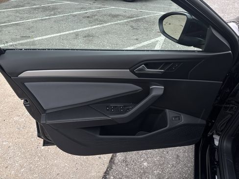 New 2026 Volkswagen Jetta SE image 23