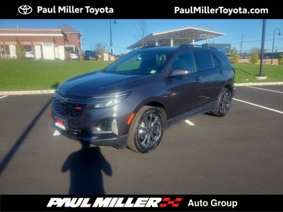 Used 2022 Chevrolet Equinox RS w/ Infotainment Package