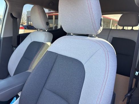 Used 2021 Chevrolet Bolt LT image 9