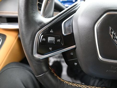 Used 2020 Chevrolet Corvette Stingray Preferred Cpe w/ 2LT Preferred Equipment Group RWD image 19