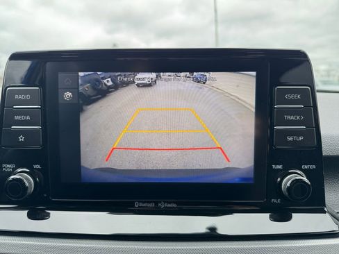 Used 2023 Kia Seltos LX image 18