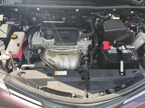 Used 2018 Toyota RAV4 LE w/ All Weather Liner Package AWD/4WD image 33