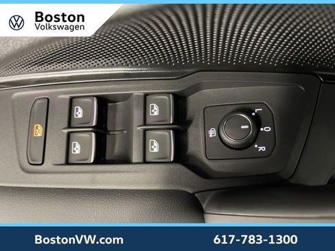 New 2026 Volkswagen Tiguan SE R-Line AWD/4WD image 29