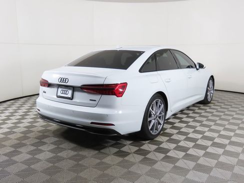 Used 2025 Audi A6 Premium Plus w/ Premium Plus Package image 5