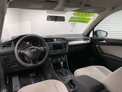 Used 2019 Volkswagen Tiguan S image 29