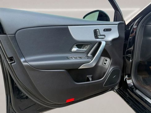 Used 2019 Mercedes-Benz A 220 image 7