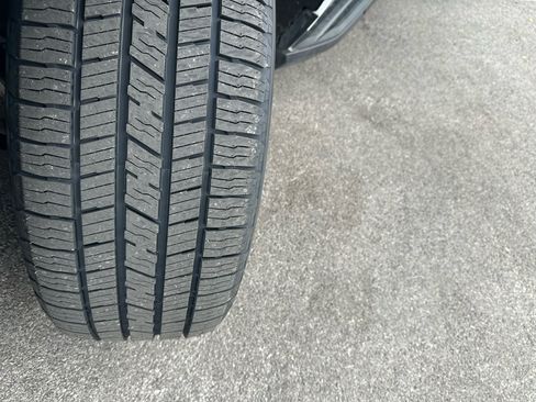 Used 2022 GMC Yukon XL SLE w/ Max Trailering Package image 17