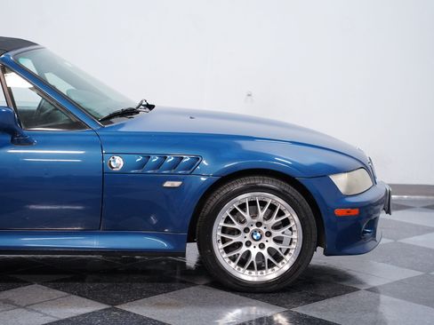 Used 2001 BMW Z3 3.0i RWD image 24
