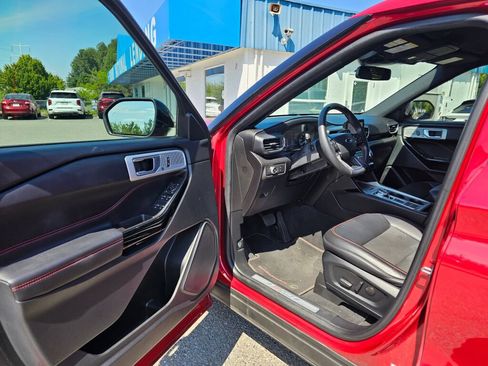 Used 2022 Ford Explorer ST-Line w/ Class IV Trailer Tow Package RWD image 14
