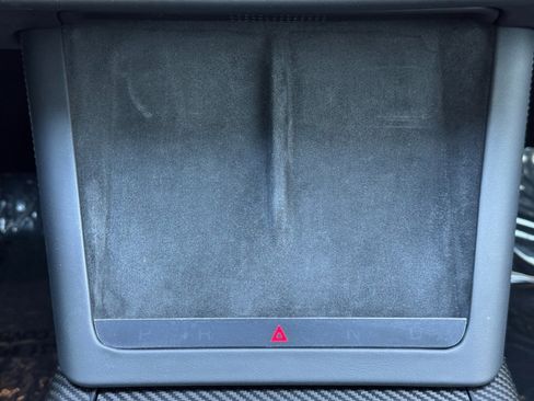 Used 2021 Tesla Model S Plaid image 32