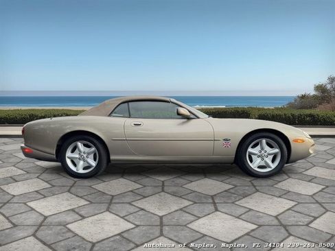 Used 1998 Jaguar XK8 Convertible RWD image 7