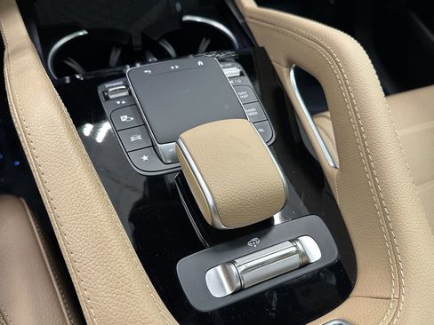 Certified 2024 Mercedes-Benz GLS 450 4MATIC image 33