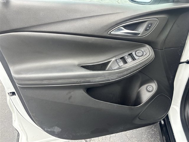 Certified 2024 Buick Encore GX Sport Touring w/ Comfort Package FWD image 21