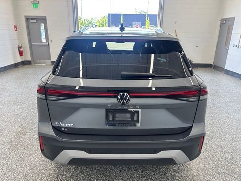 New 2026 Volkswagen Tiguan SE FWD image 4