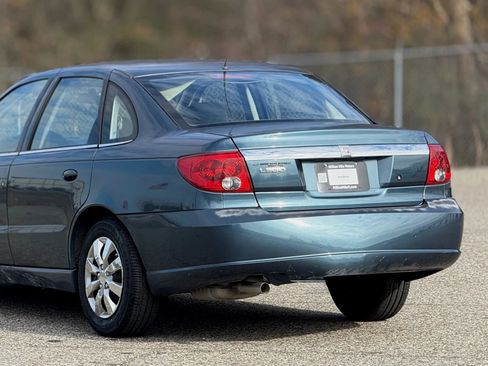 Used 2004 Saturn L-Series L300 image 16