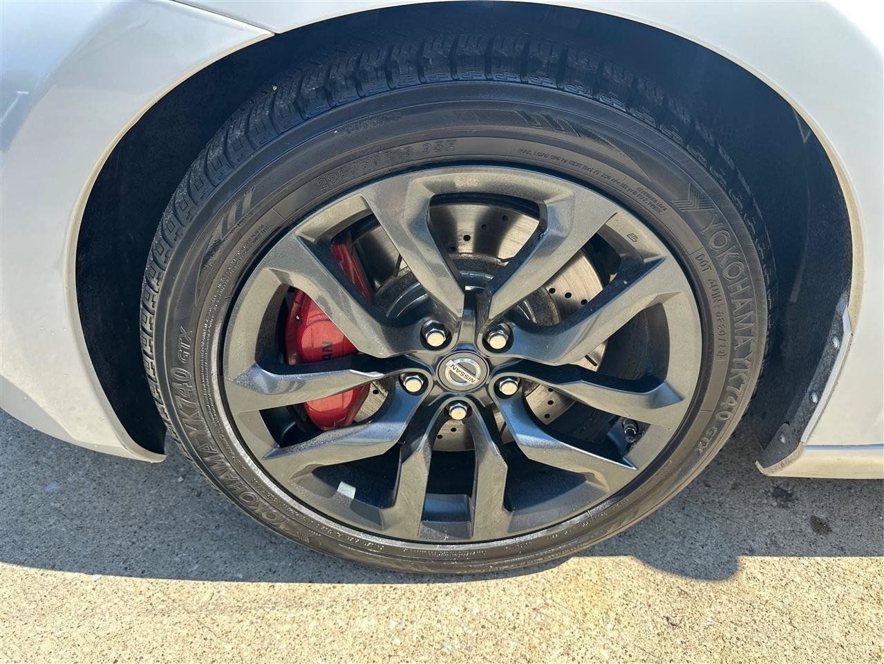 Used 2014 Nissan 370Z Touring w/ Sport Package RWD image 26