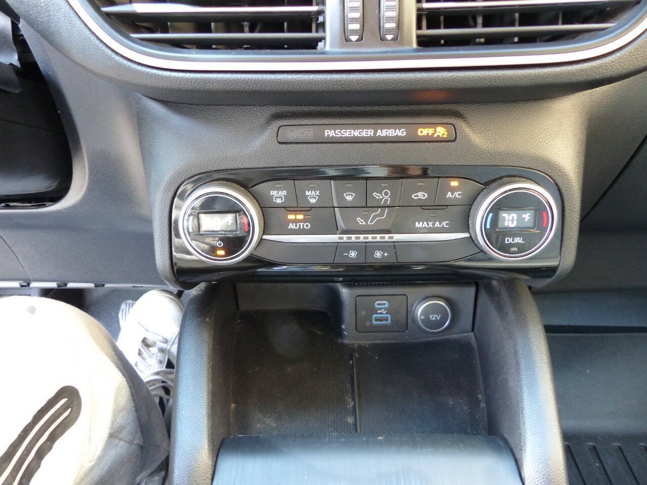 Used 2021 Ford Escape SE w/ Convenience Package AWD/4WD image 32