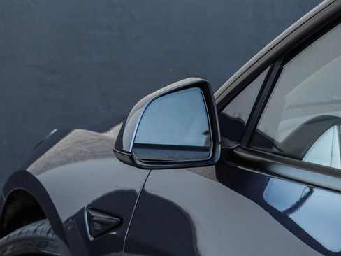 Used 2023 Tesla Model 3 Performance image 47