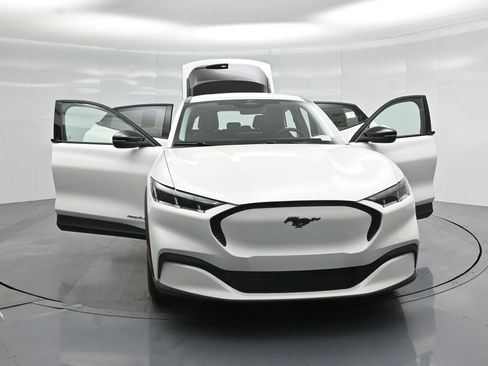 New 2026 Ford Mustang Mach-E Select RWD image 28