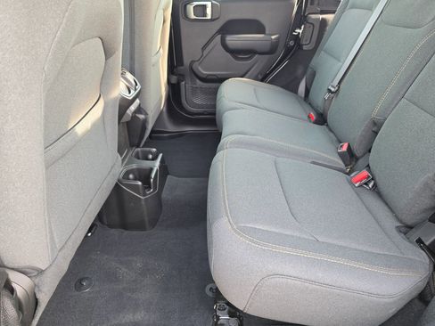 Used 2026 Jeep Wrangler Unlimited Sport AWD/4WD image 11