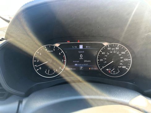 Used 2023 Nissan Altima 2.5 SL FWD image 12