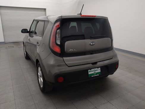 Used 2019 Kia Soul FWD image 6