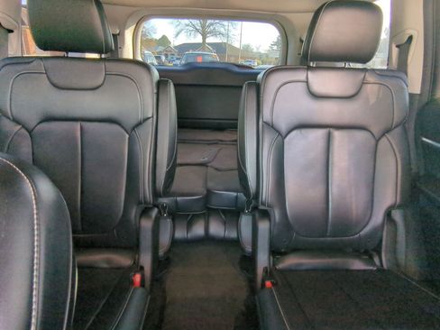 Used 2021 Jeep Grand Cherokee L Limited image 21