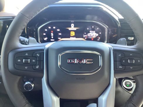New 2026 GMC Sierra 1500 SLT w/ SLT Premium Plus Package AWD/4WD image 32