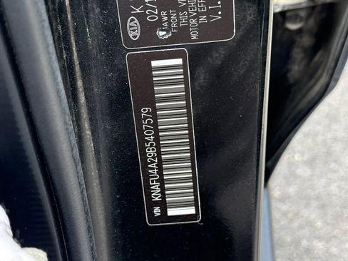 Used 2011 Kia Forte EX FWD image 26