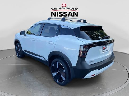 Used 2026 Nissan Kicks SR w/ Cold Weather Package AWD/4WD image 4