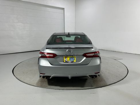 Used 2019 Toyota Camry XSE FWD image 30