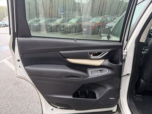 Used 2019 Subaru Ascent Limited image 36