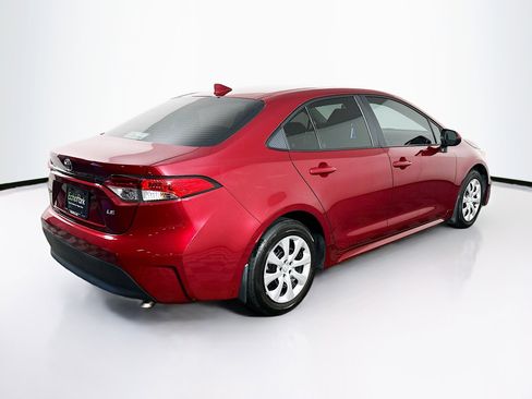 Used 2025 Toyota Corolla LE image 9