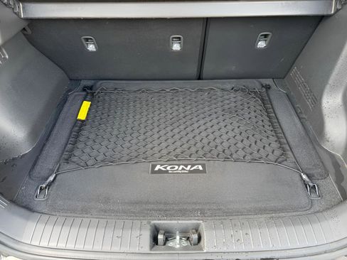 Certified 2023 Hyundai Kona SEL AWD/4WD image 6