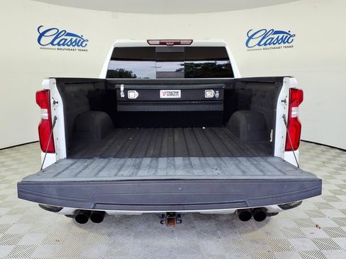 Used 2022 Chevrolet Silverado 1500 LTZ w/ LTZ Premium Texas Edition AWD/4WD image 5