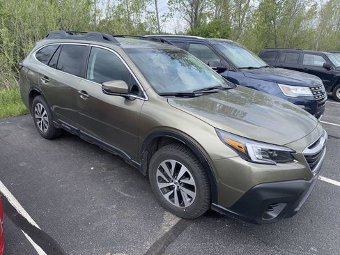 Used 2020 Subaru Outback Premium AWD/4WD image 10