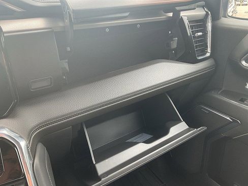 Used 2024 GMC Sierra 1500 Denali w/ Technology Package image 16