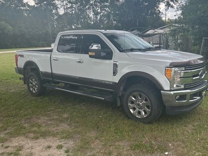 Used 2017 Ford F250 Lariat w/ Chrome Package