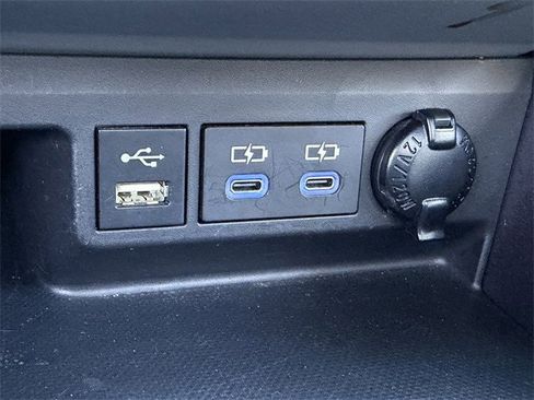 Used 2022 Toyota Highlander Platinum image 21