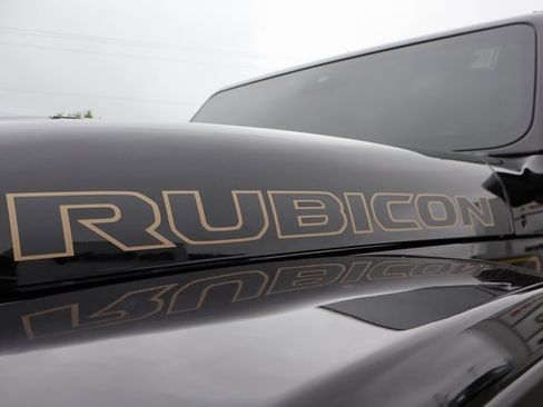 Used 2025 Jeep Wrangler Unlimited Rubicon 392 image 10