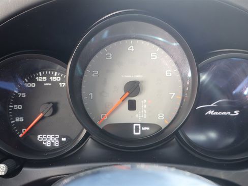 Used 2015 Porsche Macan S AWD/4WD image 31