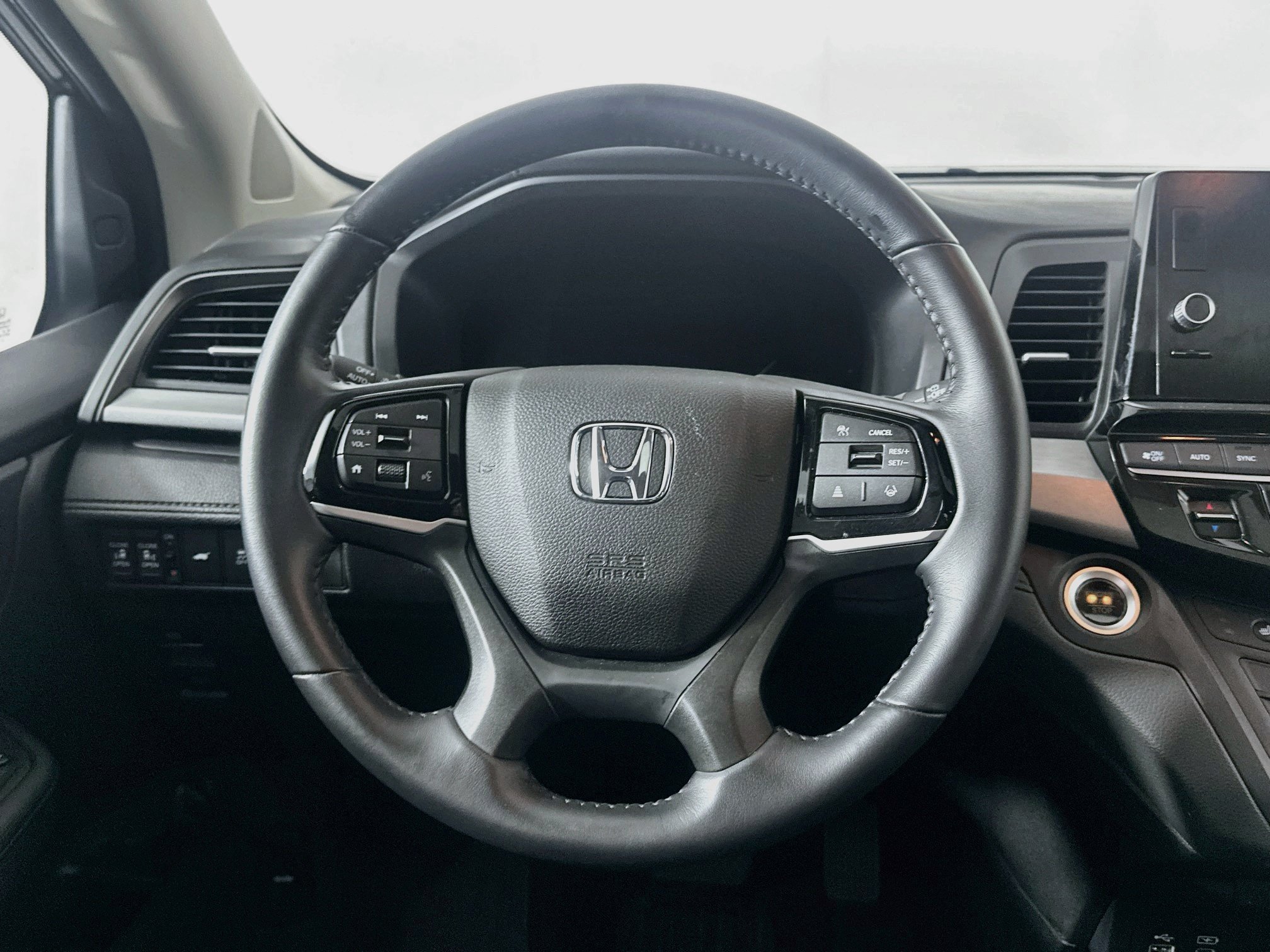 Used 2025 Honda Odyssey EX-L image 17