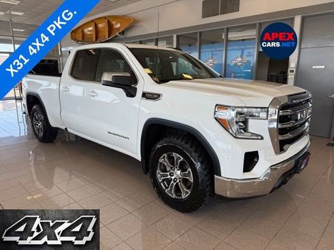 Used 2021 GMC Sierra 1500 SLE image 1