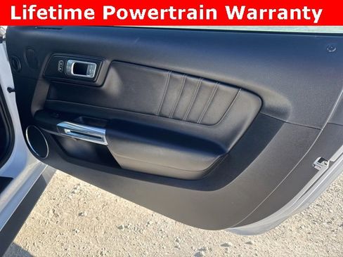 Used 2021 Ford Mustang Premium image 17