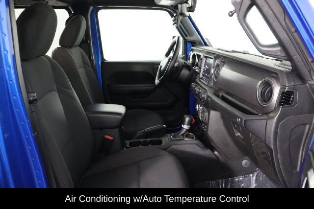 Used 2022 Jeep Gladiator Sport AWD/4WD image 22