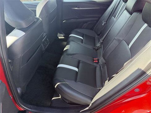 Certified 2025 Toyota Camry SE image 21