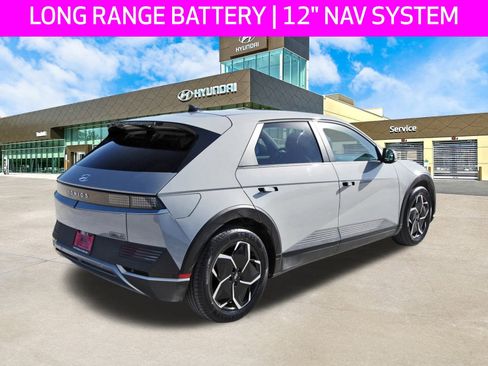 Used 2024 Hyundai Ioniq 5 SEL image 5