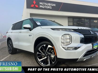 New 2025 Mitsubishi Outlander SE