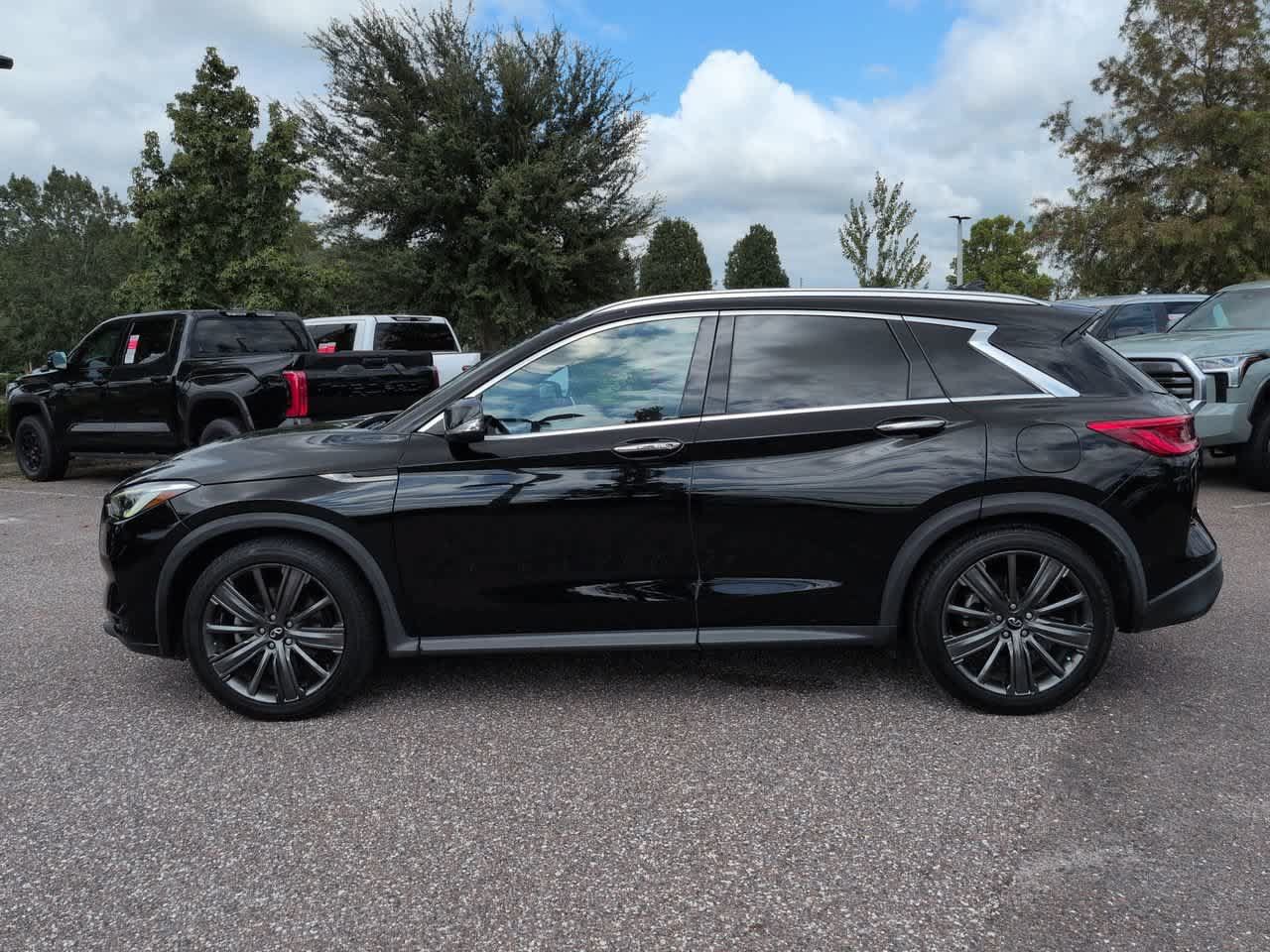 Used 2020 INFINITI QX50 Essential w/ Edition 30 Package AWD/4WD image 3